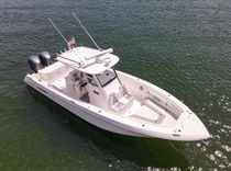 2012 Everglades 325 Center Console 2012