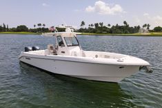 Buy a 2012 Everglades 325 Center Console 325 Center Console at Shestakov Yacht Sales