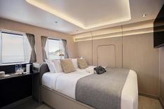 the best price on VANORA 2023