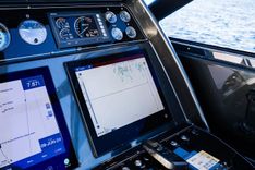 Купить яхту 2021 Riva 76' Bahamas 2021 в Shestakov Yacht Sales