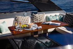 Лучшая цена на 2021 Riva 76' Bahamas