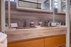 Стоимость яхты Don't Tell Mom 2021