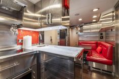 Стоимость яхты Izumi - PALMER JOHNSON