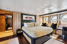 Izumi - PALMER JOHNSON