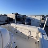 Стоимость яхты - R240 Center Console