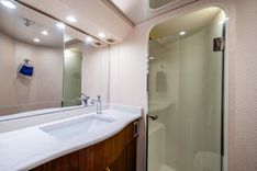 Купить яхту Knotty Girl 52 в Shestakov Yacht Sales