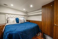 Продажа яхты Knotty Girl - VIKING