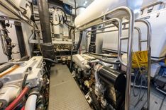 the best price on BERNADETTE Trumpy Fantail Houseboat