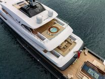 Buy a yacht LOON 2010