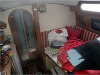 Buy a INVICTUS 33 at Shestakov Yacht Sales