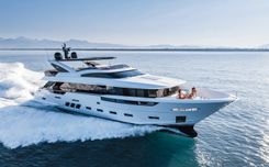 Buy a Dreamline 28 DL 28 at Shestakov Yacht Sales
