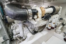 Buy a yacht RELENTLESS - Bertram Yacht