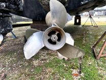 Продажа яхты 2003 Cruisers 3075 Express 30