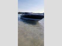 the best price on Topless 34