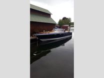 Buy a yacht Topless 2004