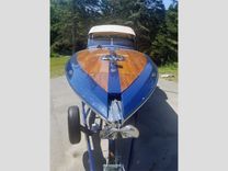 the best price on Topless Royale 34