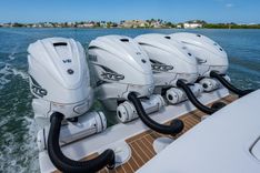 Купить яхту Dog House II 41 в Shestakov Yacht Sales