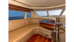 Купить яхту 2006 Sea Ray Sedan Bridge 44 в Shestakov Yacht Sales
