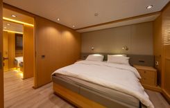 Buy a JASMINA III 100 at Shestakov Yacht Sales