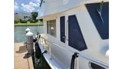 Buy a yacht 2009 Mainship 34 Trawler - MAINSHIP