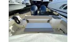 Buy a 2015 Scout 255 Lxf - SCOUT at Shestakov Yacht Sales