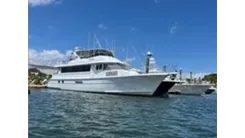 Лучшая цена на 1999 Hatteras 74 Sport Deck Motor Yacht 1999