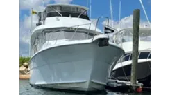 1999 Hatteras 74 Sport Deck Motor Yacht 74