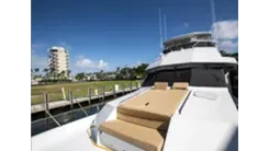 Купить яхту 1999 Hatteras 74 Sport Deck Motor Yacht 74 в Shestakov Yacht Sales