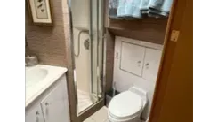 Лучшая цена на 1999 Hatteras 74 Sport Deck Motor Yacht - Hatteras