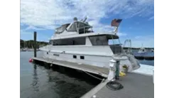 1999 Hatteras 74 Sport Deck Motor Yacht