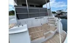 1999 Hatteras 74 Sport Deck Motor Yacht - Hatteras
