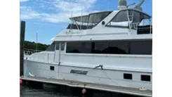 Купить яхту 1999 Hatteras 74 Sport Deck Motor Yacht в Shestakov Yacht Sales