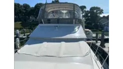 Купить яхту  1997 Sea Ray 420 Aft Cabin - SEA RAY в Shestakov Yacht Sales