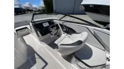 2024 Sea Ray SPX 210 OB - SEA RAY yacht sale