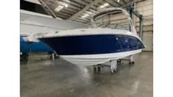 Лучшие предложения покупки яхты 2024 Sea Ray 270 Sundeck Outboard