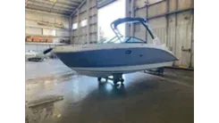 Лучшие предложения покупки яхты 2024 Sea Ray 270 Sundeck Outboard - SEA RAY