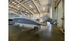 Лучшая цена на 2024 Sea Ray 270 Sundeck Outboard