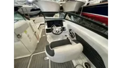 Лучшие предложения покупки яхты 2024 Sea Ray SPX 230 Outboard 23