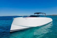 best yacht sales deals VANQUISH VQ43 2014