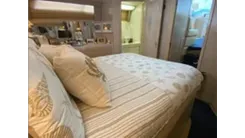 Продажа яхты 1991 Hatteras 40 Motor Yacht - Hatteras