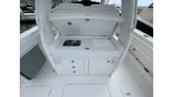 Buy a 2021 Intrepid Nomad 345 SE 35 at Shestakov Yacht Sales