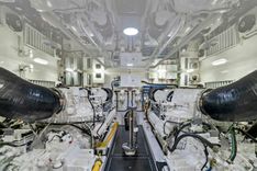 Купить яхту TEAM MAYHEM в Shestakov Yacht Sales