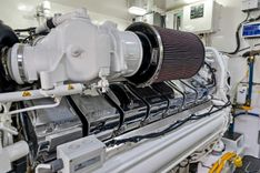 Купить яхту TEAM MAYHEM 80 в Shestakov Yacht Sales