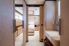 the best price on ALUNYA - Benetti