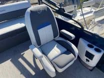 best yacht sales deals 2023 Barletta Corsa 23 UC