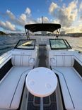 Buy a yacht Sea Ray 290 Sundeck - SEA RAY