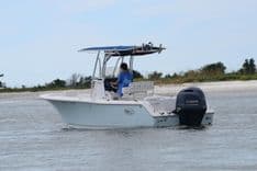 2017 Sea Hunt Triton 225