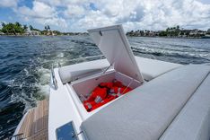 the best price on 2022 Azimut S6 - Azimut Yachts