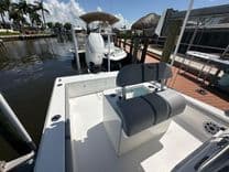 Buy a 2024 Lake & Bay 25 Open 2024 at Shestakov Yacht Sales