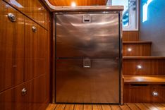 Quality Time yacht sale